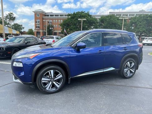 Used 2023 Nissan Rogue Platinum w/ Platinum Premium Package AWD/4WD image 3