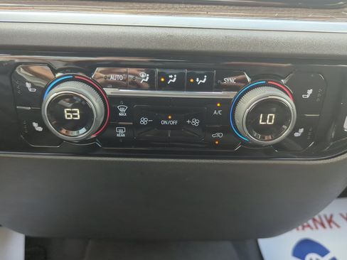 Used 2024 Chevrolet Silverado 1500 LT image 24