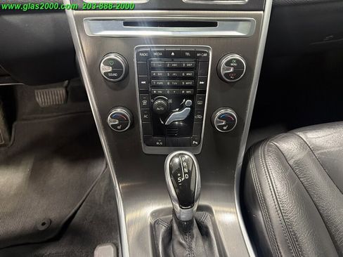 Used 2014 Volvo XC60 T6 image 17