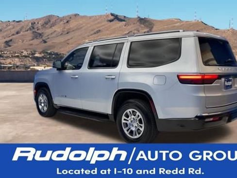 Used 2024 Jeep Wagoneer 4WD w/ HD Trailer Tow Package image 3