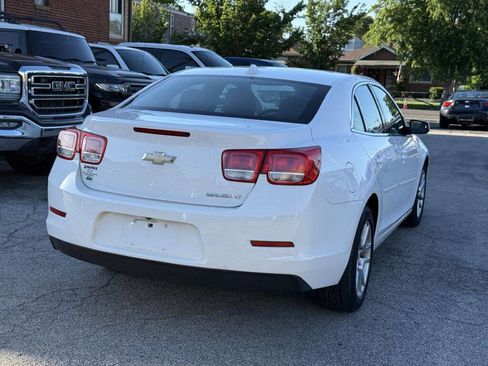 Used 2014 Chevrolet Malibu LT w/ Power Convenience Package FWD image 4