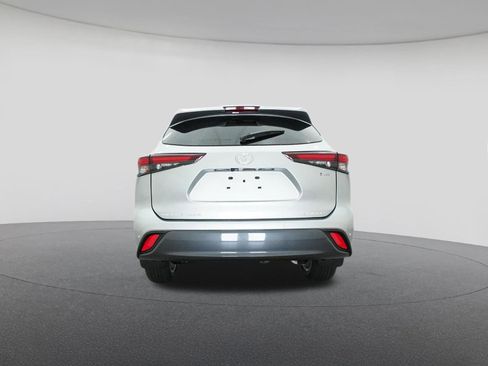 New 2025 Toyota Highlander Limited image 23