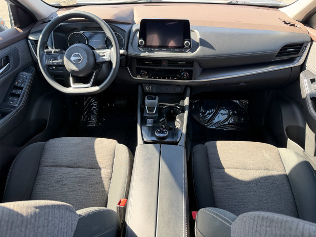 Used 2023 Nissan Rogue SV AWD/4WD image 26