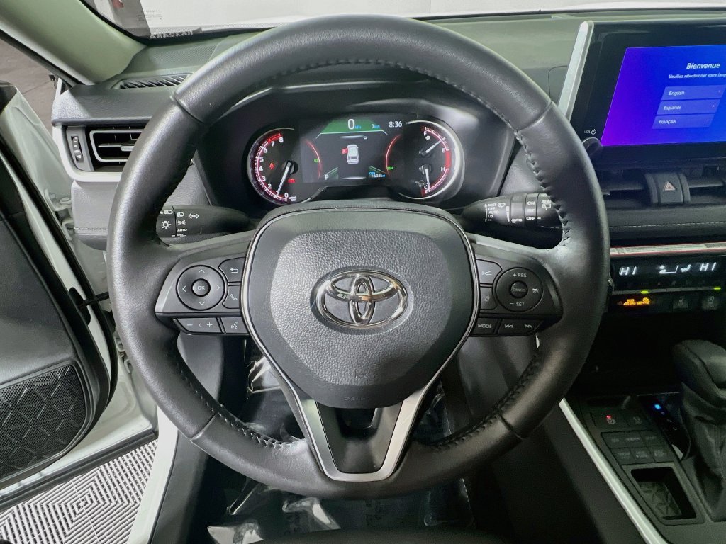 Used 2025 Toyota RAV4 XLE w/ Convenience Package AWD/4WD image 10