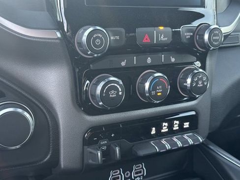 New 2026 RAM 1500 4x4 Crew Cab image 26