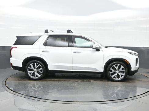 Used 2022 Hyundai Palisade SEL w/ 8P Bench Seat Package image 7