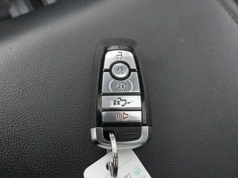 Used 2022 Ford F150 XLT w/ Equipment Group 302A High image 21