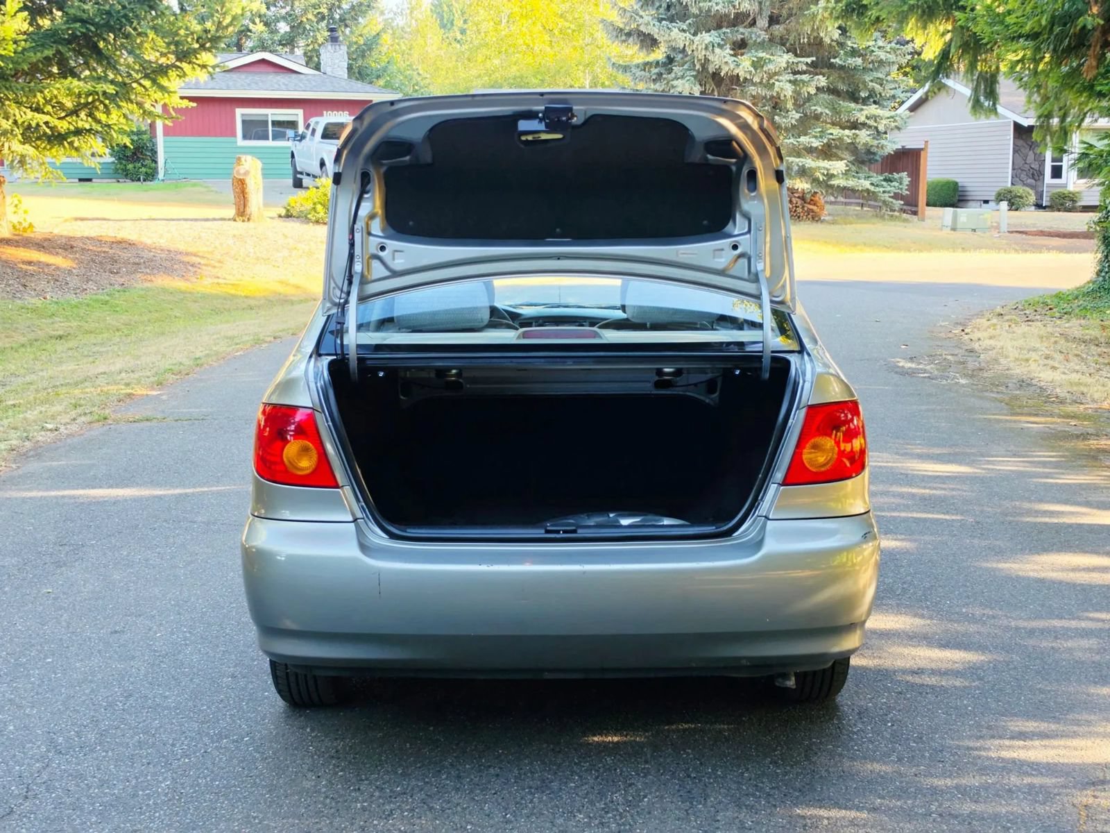 Used 2004 Toyota Corolla LE w/ All Weather Guard Pkg FWD image 16