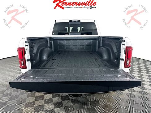 New 2026 RAM 3500 Limited w/ Towing Technology Group image 16