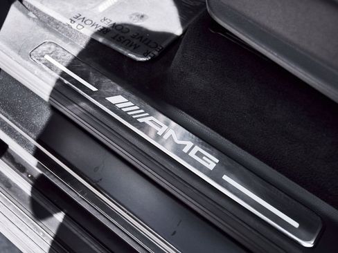 Used 2025 Mercedes-Benz G 63 AMG 4MATIC image 37