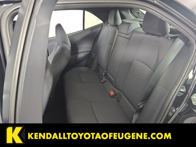 Certified 2025 Toyota Corolla Hatchback w/ SE Package FWD image 23