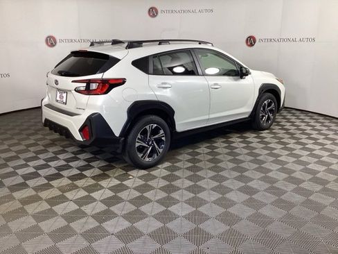 Used 2025 Subaru Crosstrek 2.5i Premium w/ Convenience Package #2 image 4