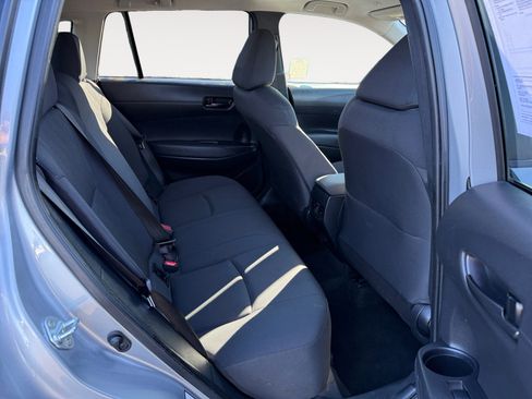 Used 2024 Toyota Corolla Cross LE image 18