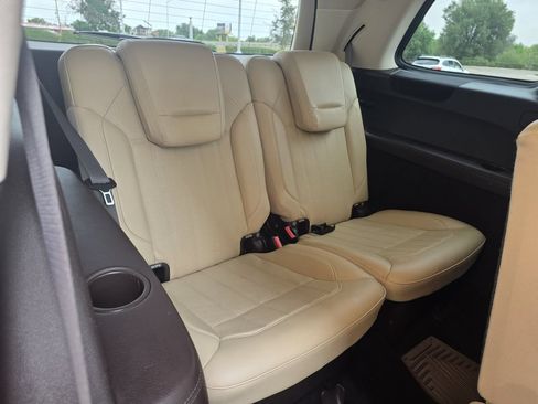 Used 2017 Mercedes-Benz GLS 450 4MATIC image 29