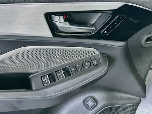 Used 2023 Acura MDX FWD w/ Technology Package image 15