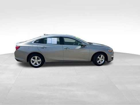 Used 2024 Chevrolet Malibu LT FWD image 7