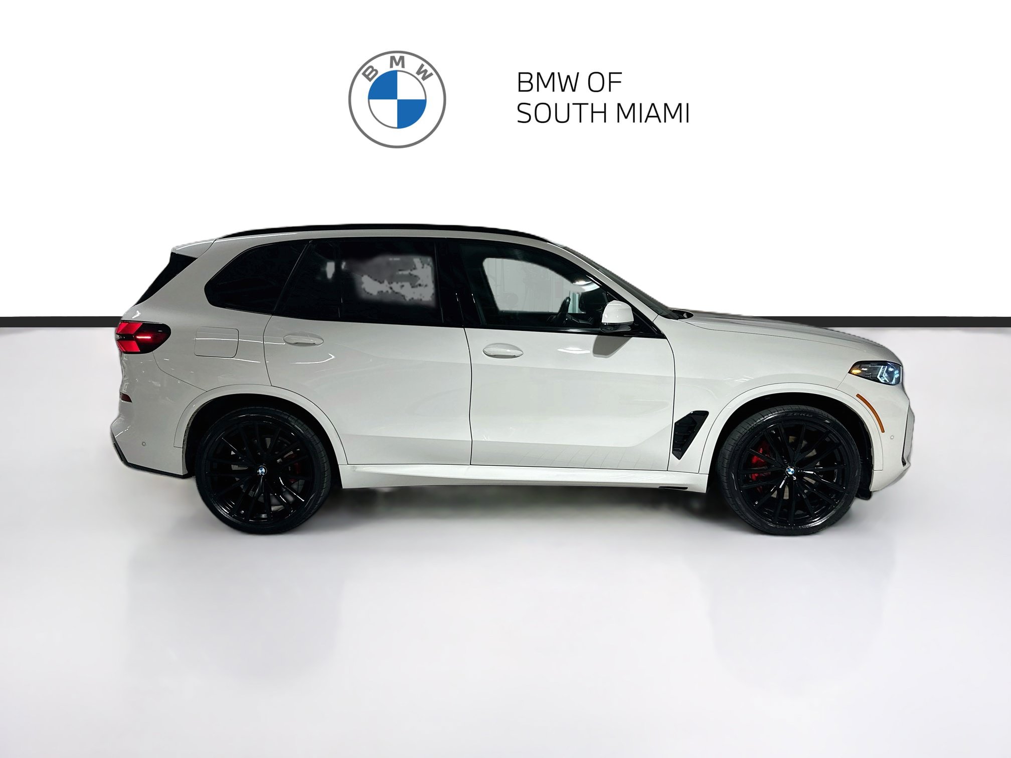 Used 2024 BMW X5 xDrive40i w/ M Sport Package AWD/4WD image 8
