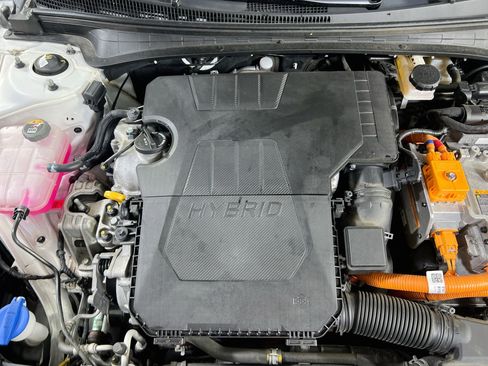 Used 2022 Hyundai Elantra Blue FWD image 28