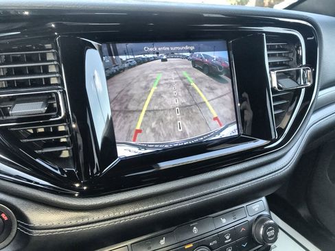 Used 2022 Dodge Durango GT image 17