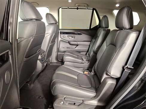 Used 2023 Honda Pilot EX-L image 13