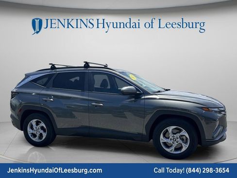 Used 2023 Hyundai Tucson SEL FWD image 2