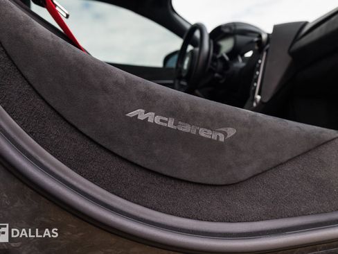 Used 2025 McLaren 750S Spider RWD image 36