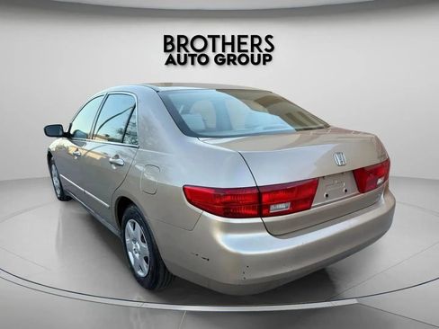 Used 2005 Honda Accord LX image 5