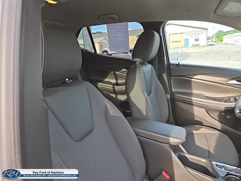 Used 2023 Buick Encore GX Preferred w/ Cold Weather Comfort Package AWD/4WD image 20