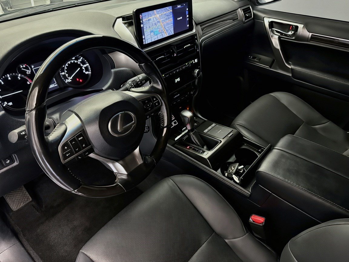 Used 2022 Lexus GX 460 Premium w/ Premium Package AWD/4WD image 7