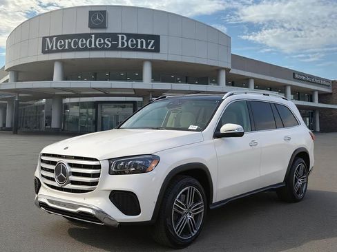 New 2026 Mercedes-Benz GLS 450 4MATIC image 1