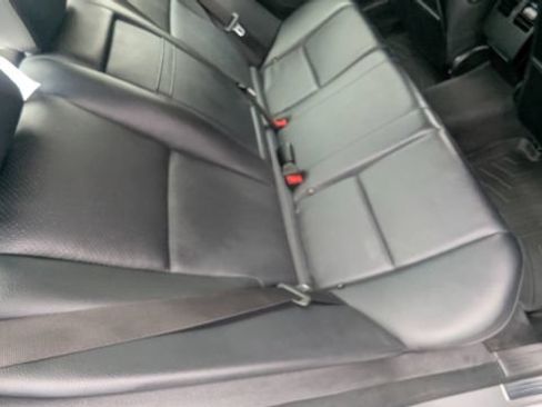 Used 2009 Mercedes-Benz C 350 Sport image 20