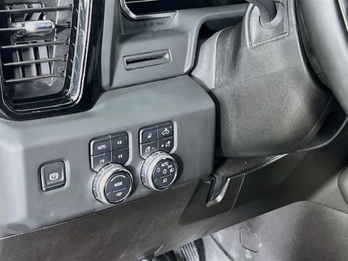 Certified 2024 GMC Sierra 2500 AT4 w/ AT4 Preferred Package AWD/4WD image 10