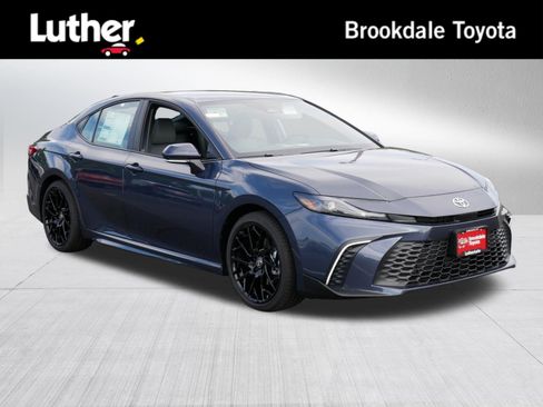 Certified 2026 Toyota Camry SE w/ Convenience Package FWD image 1