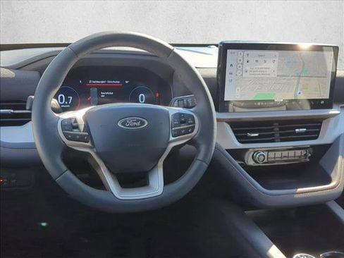 New 2026 Ford Explorer Active w/ Active Comfort Package image 18