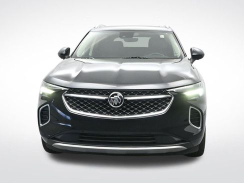 Used 2022 Buick Envision Avenir w/ Technology Package II FWD image 2