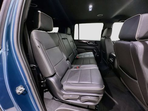Used 2025 GMC Yukon XL Elevation RWD image 28