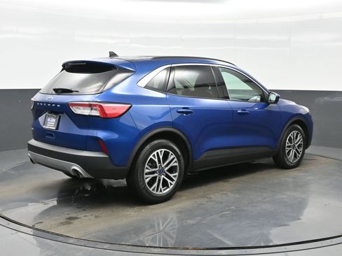 Used 2022 Ford Escape SEL w/ Technology Package image 6