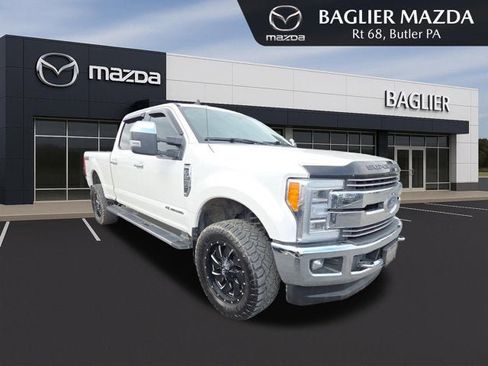 Used 2019 Ford F250 Lariat w/ Chrome Package image 1