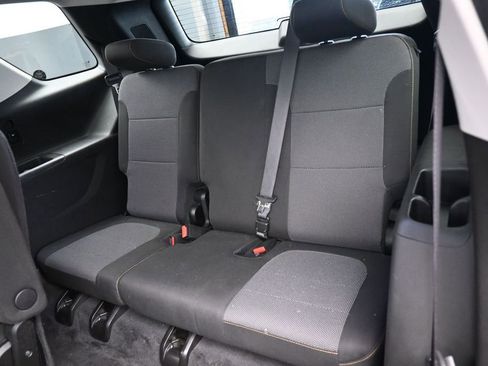 Used 2019 Chevrolet Traverse LT FWD image 30