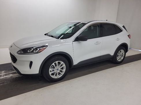 Used 2022 Ford Escape SE AWD/4WD image 2