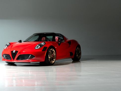 Used 2018 Alfa Romeo 4C Spider image 11