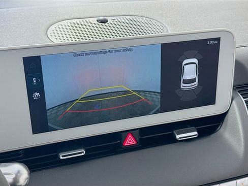 Used 2023 Hyundai Ioniq 5 SEL image 3