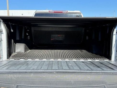 Used 2020 Chevrolet Silverado 1500 LT image 7