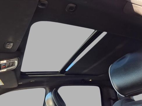 Used 2019 RAM 1500 Laramie image 24