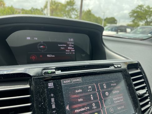 Used 2016 Honda Accord EX-L image 28