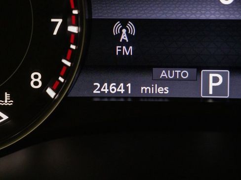 Used 2024 Nissan Armada Platinum w/ Captain's Chairs Package image 34