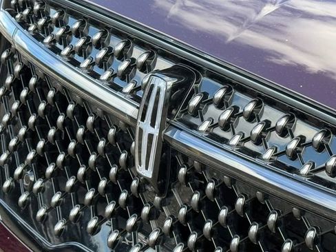 Used 2024 Lincoln Nautilus Reserve w/ Equipment Group 202A image 26