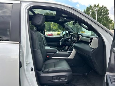 Used 2025 Toyota Sequoia Limited AWD/4WD image 20