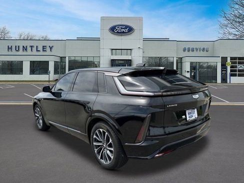 Used 2024 Cadillac Lyriq Sport AWD/4WD image 5