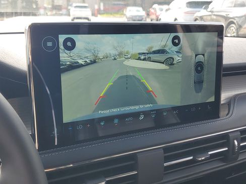 New 2026 Lincoln Corsair Premiere image 21